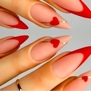 SO IN LOVE STILETTO NAILS NWT